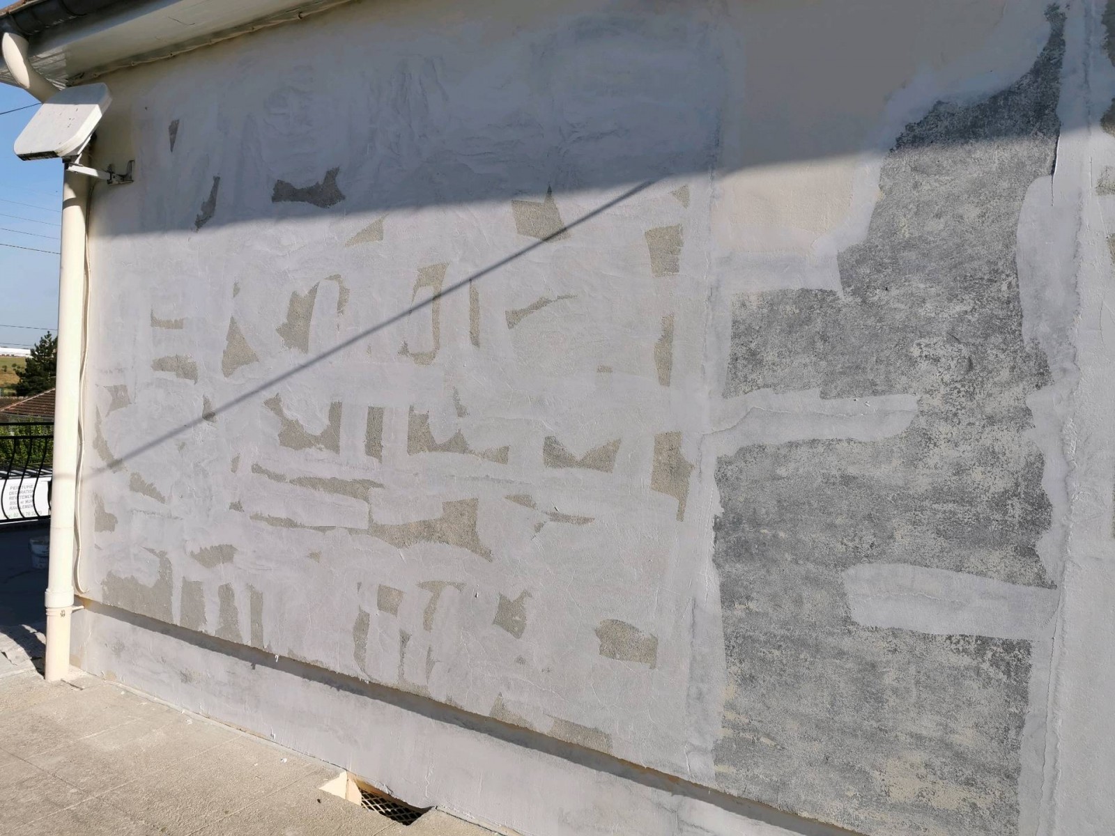 Réfection d'une façade fissurée sur la commune de Barentin
