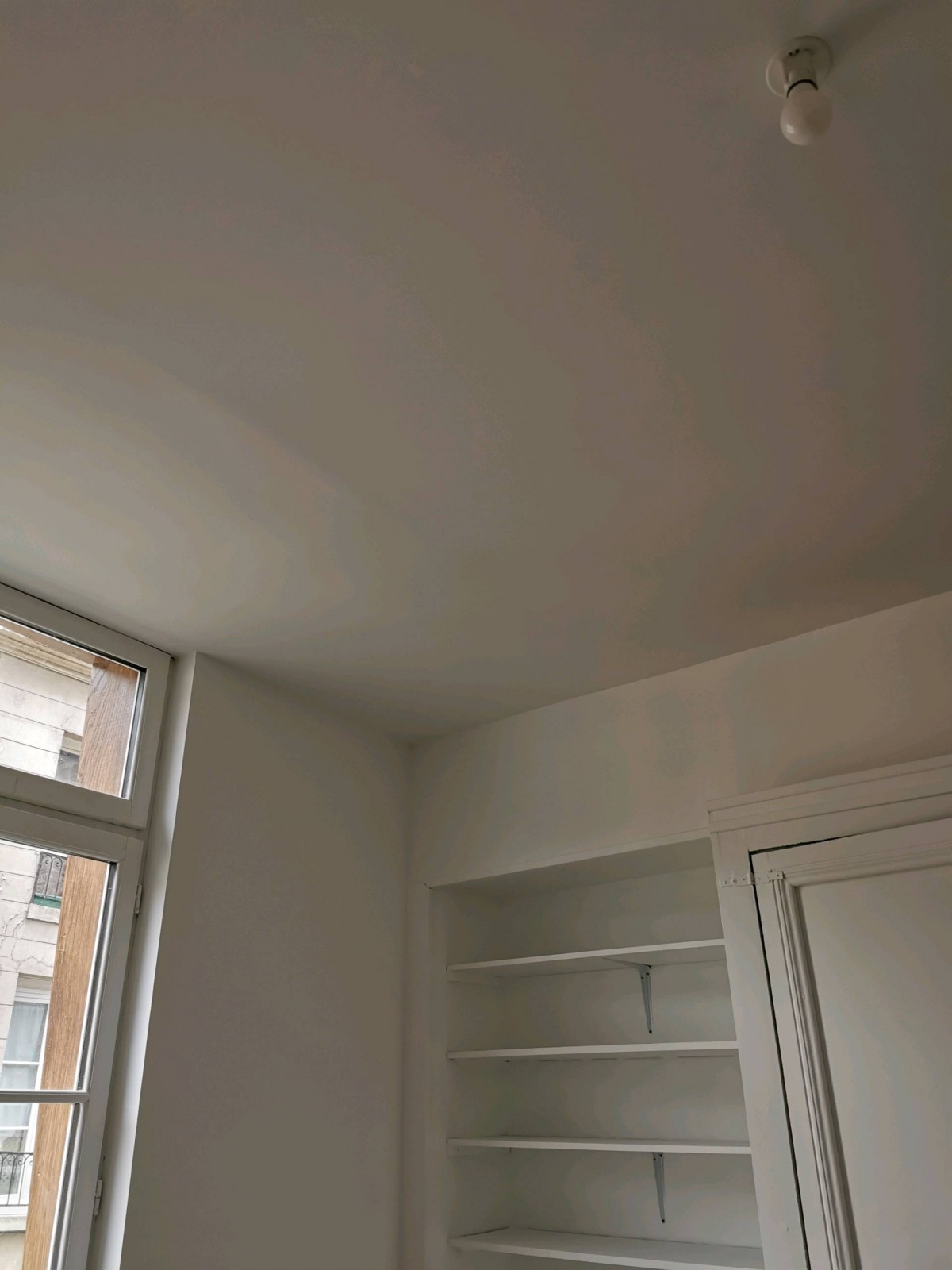 Remise en état de la peinture d'un appartement avant une mise en location à Rouen 76